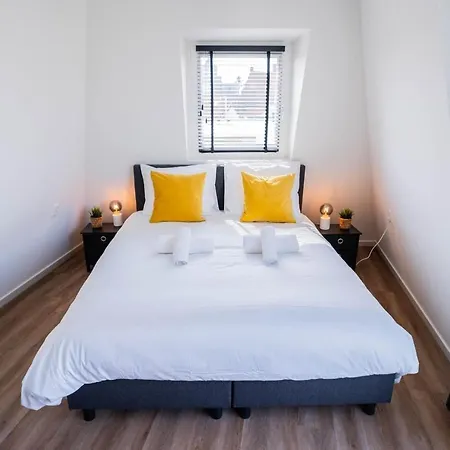 Exclusive 70m2 One-bedroom - We39e